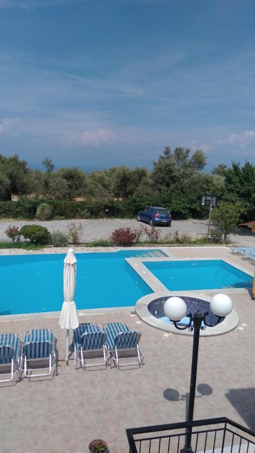 Amarandos Studios With Swimming Pool By Imagine Lefkada ซูกาเลดส์ ภายนอก รูปภาพ