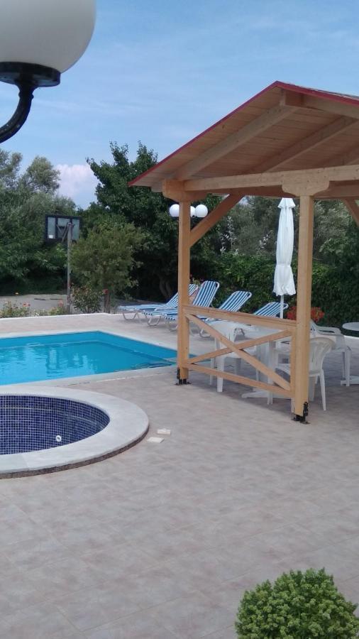 Amarandos Studios With Swimming Pool By Imagine Lefkada ซูกาเลดส์ ภายนอก รูปภาพ